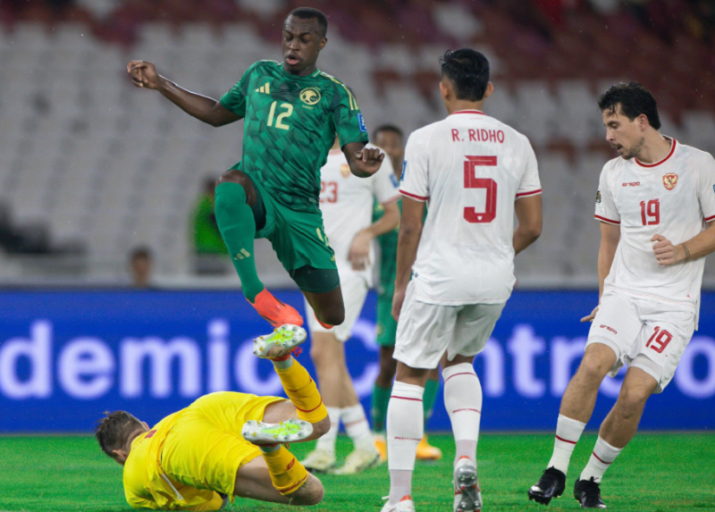 sao-a-rap-chung-toi-no-nguoi-ham-mo-mot-loi-xin