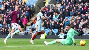Burnley vs Brentford (22:00 – 28/02) | Xem lại trận đấu