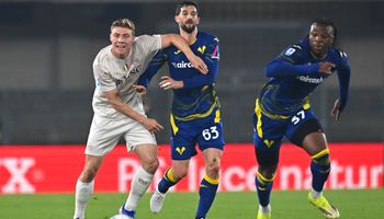 Hellas Verona vs Napoli (00:00 – 01/03) | Xem lại trận đấu